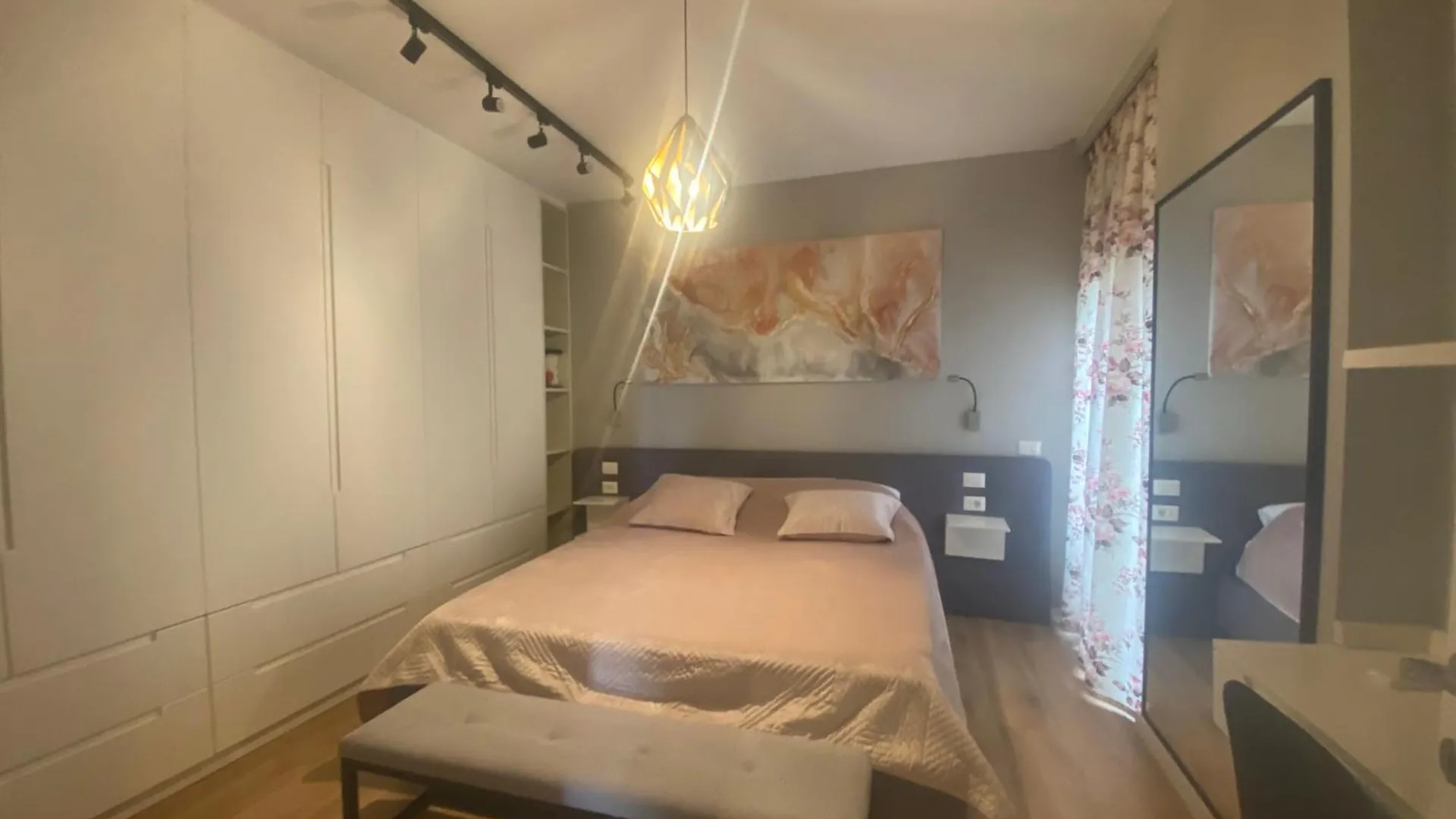 Helsol Apartments Vlore