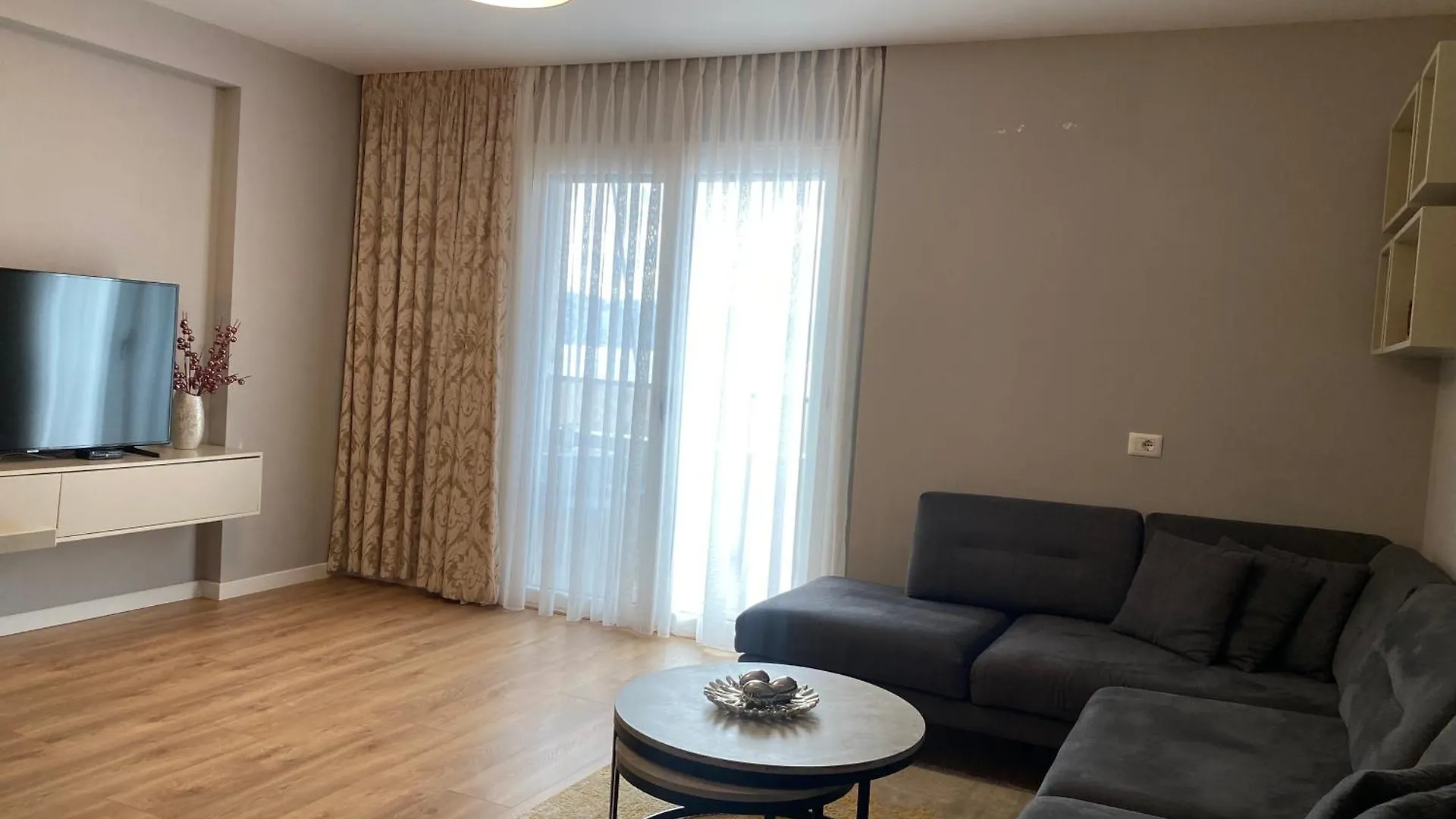 Helsol Apartments Vlore